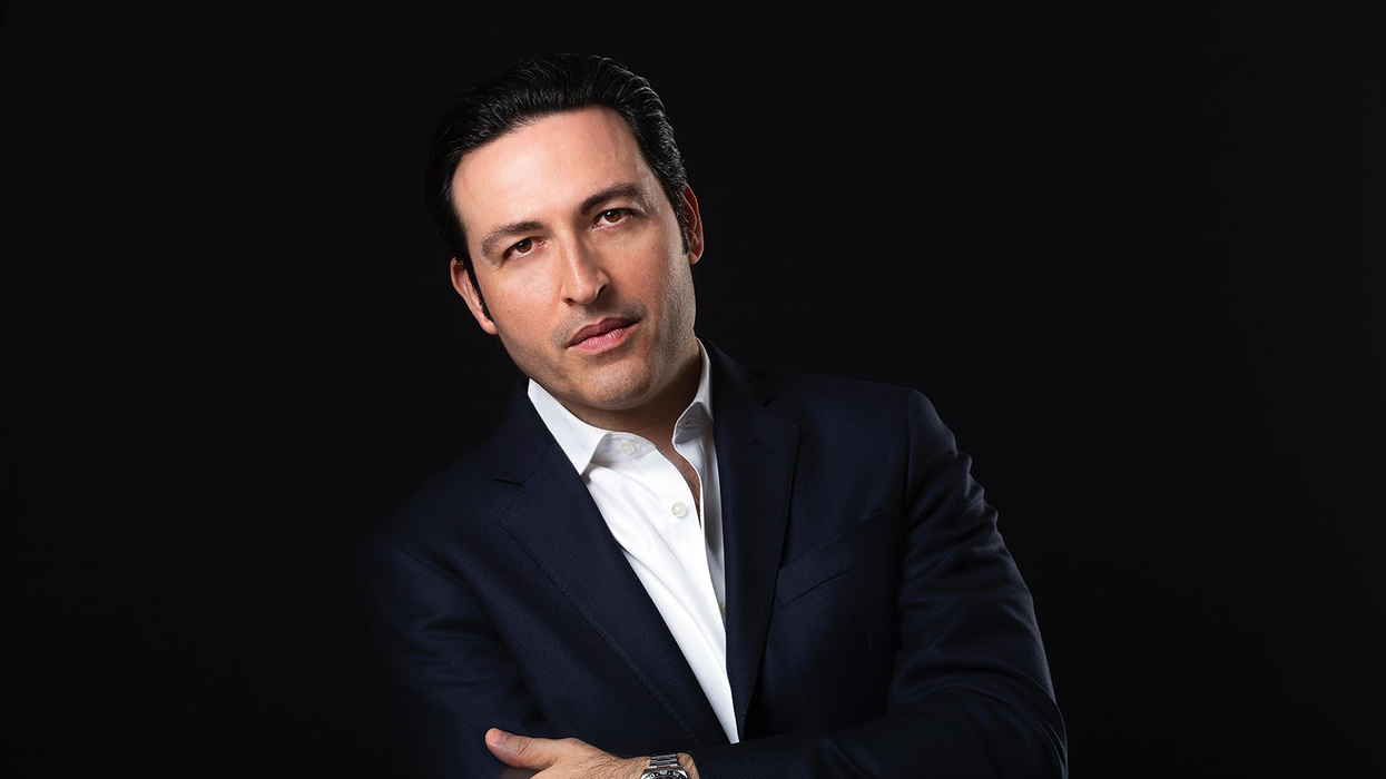 Dr Theo Nanidis